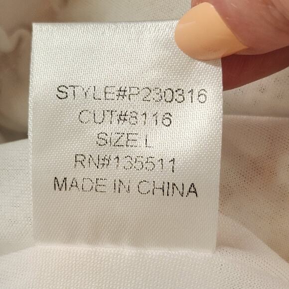 WHY DRESS NWT White & Gold Football Sequin Shorts, Size Large - Picture 12 of 12